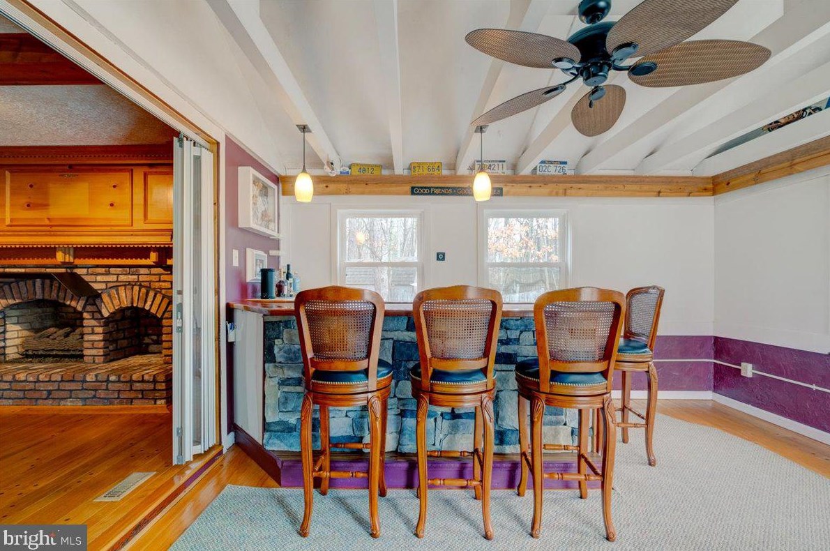 14 King Arthur Dr, Medford NJ  08055-8521 exterior