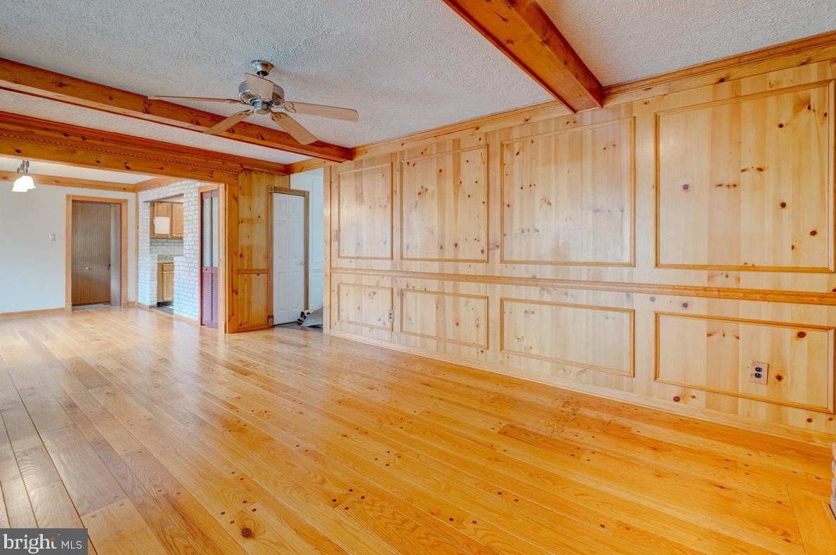 14 King Arthur Dr, Medford NJ  08055-8521 exterior