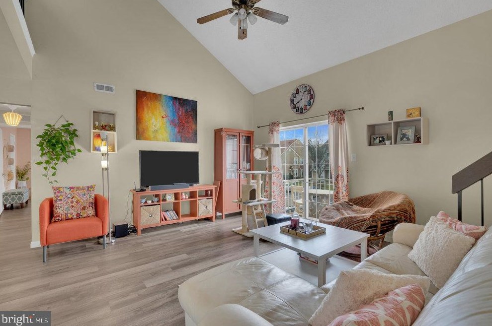 1502 Sedgefield Dr, Mount Laurel, NJ 08054