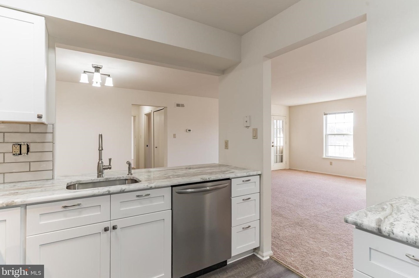 447 Thornwood Dr #b, Mount Laurel, NJ 08054