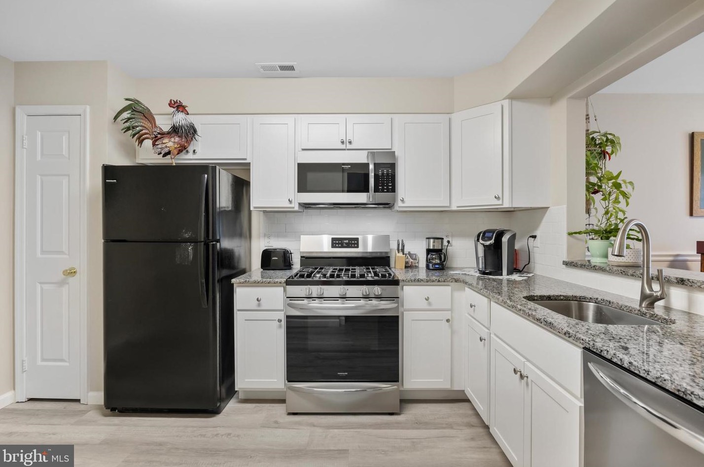 406 Kirby Way, Mount Laurel NJ  08054-6421 exterior