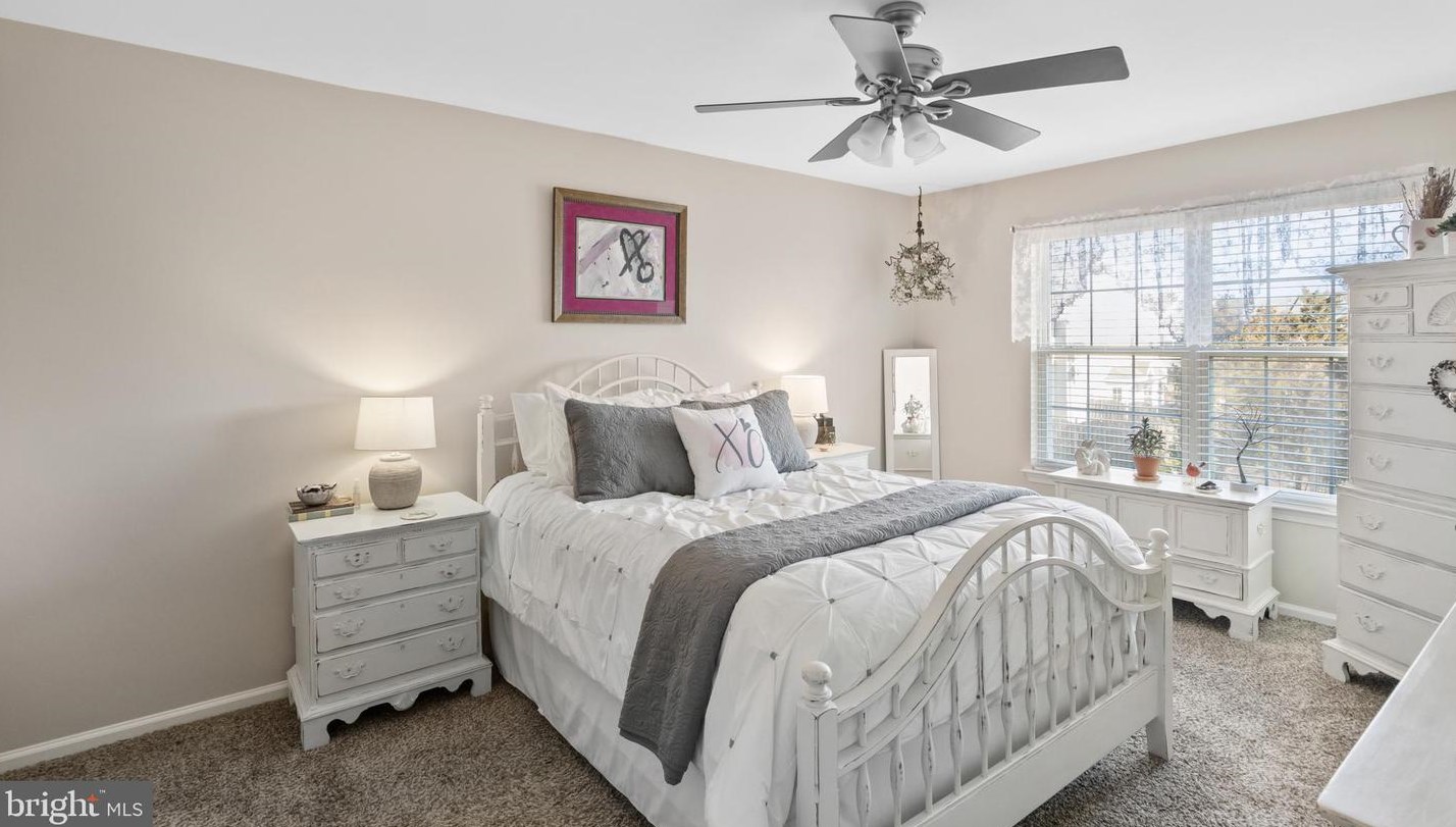 406 Kirby Way, Mount Laurel NJ  08054-6421 exterior