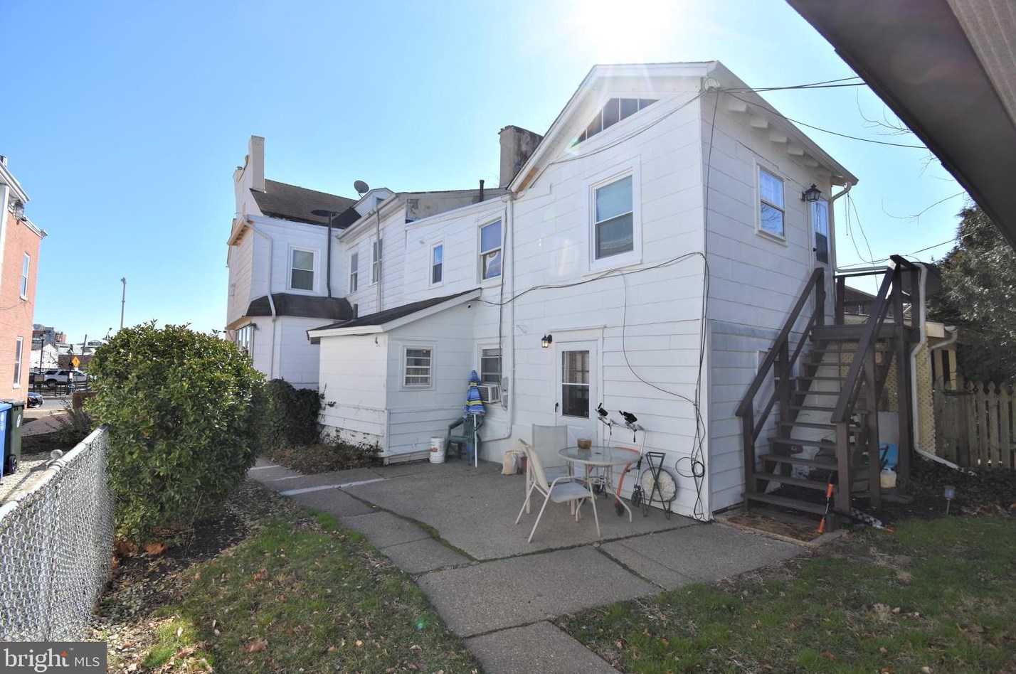 21 Broad St, Burlington, NJ 08016-4495