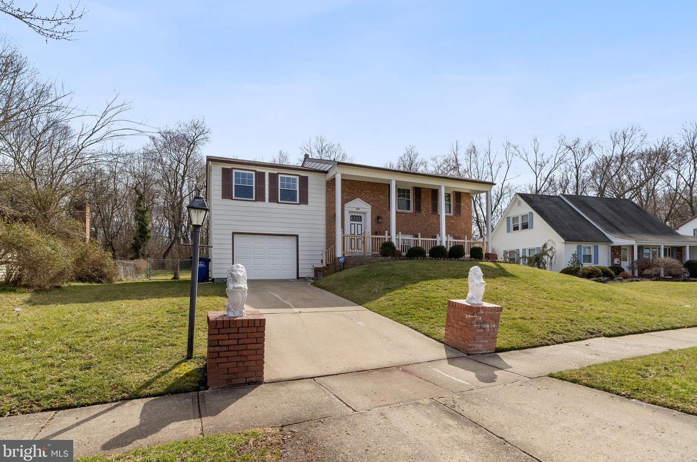 253 Evergreen Dr, Willingboro, NJ 08046