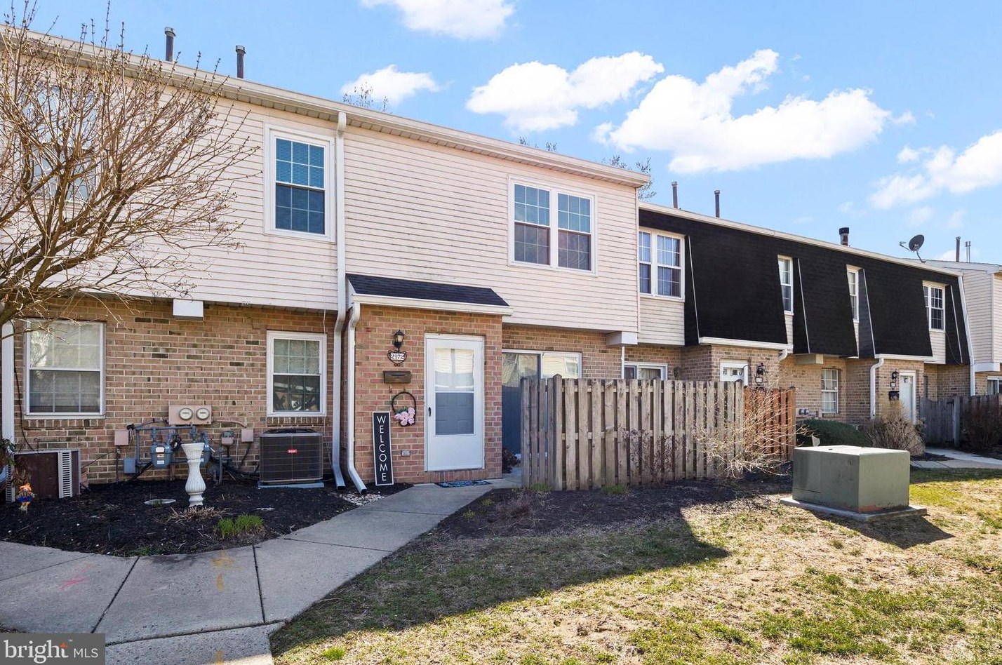 2172 Harbour Dr, Palmyra, NJ 08065