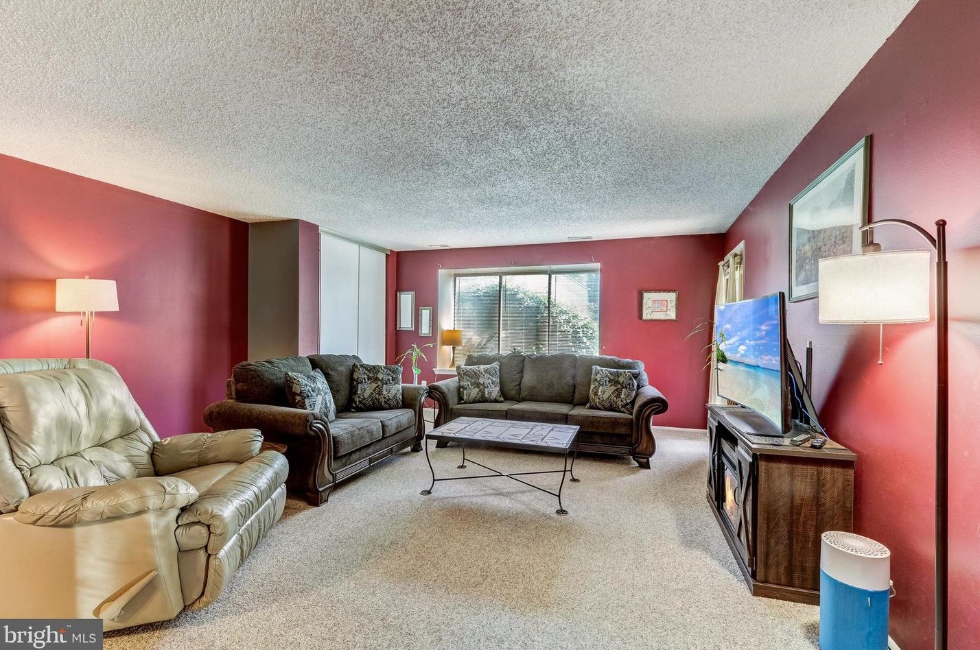 5201 Aberdeen Dr, Mount Laurel NJ  08054-5628 exterior