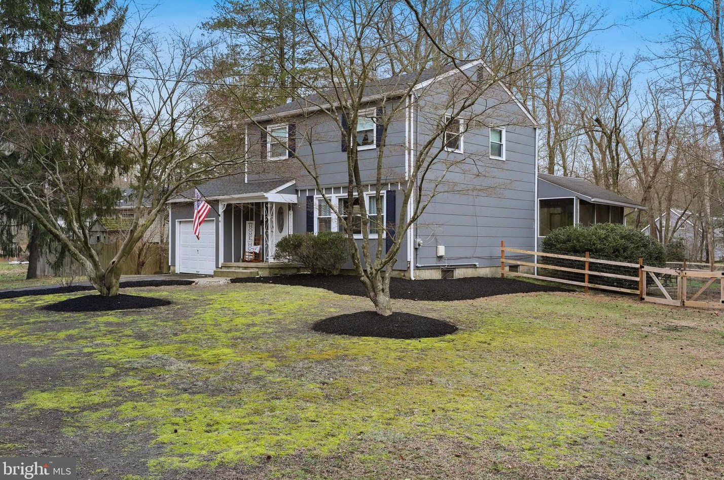 4 Illinois Trl, Medford NJ  08055-9055 exterior