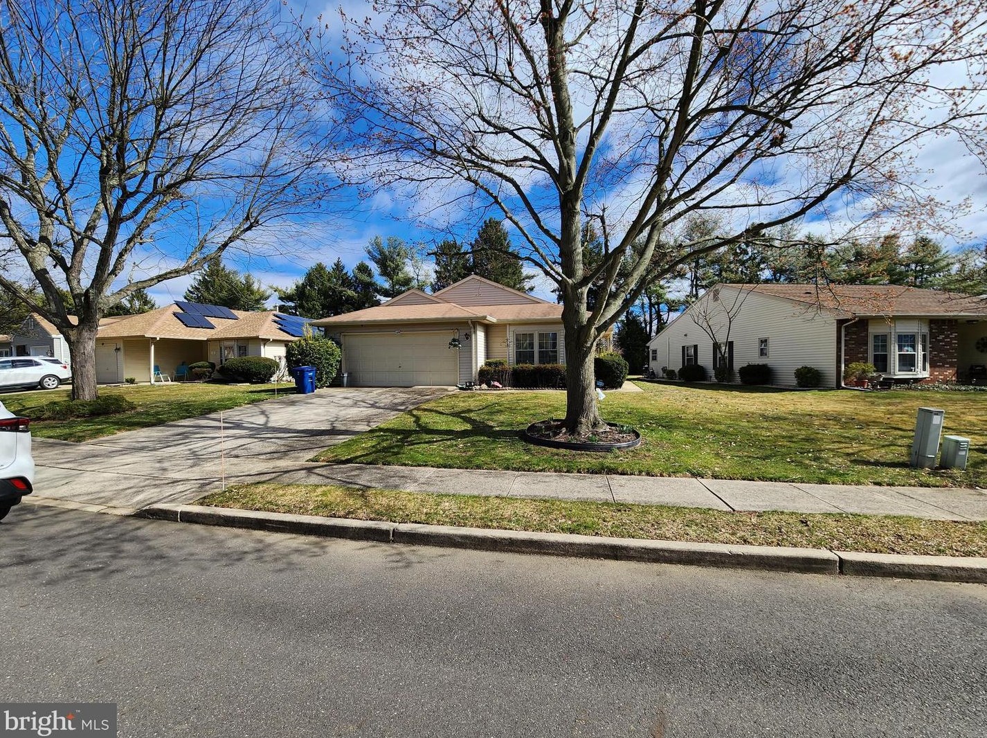109 Candlelight Ct, Columbus, NJ 08022