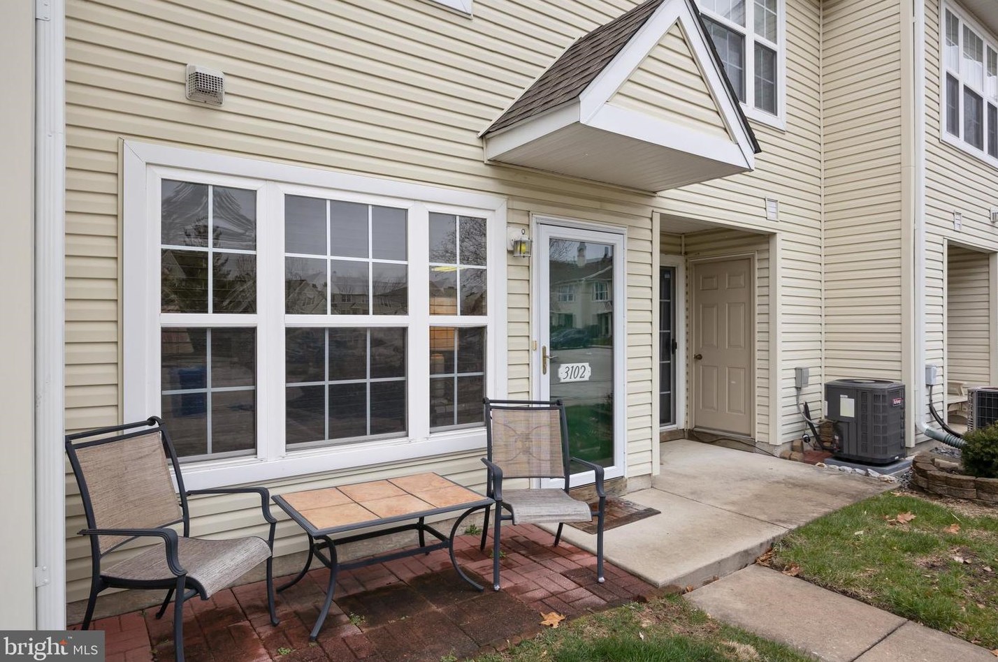 3102 Ebbtide Ln, Palmyra, NJ 08065