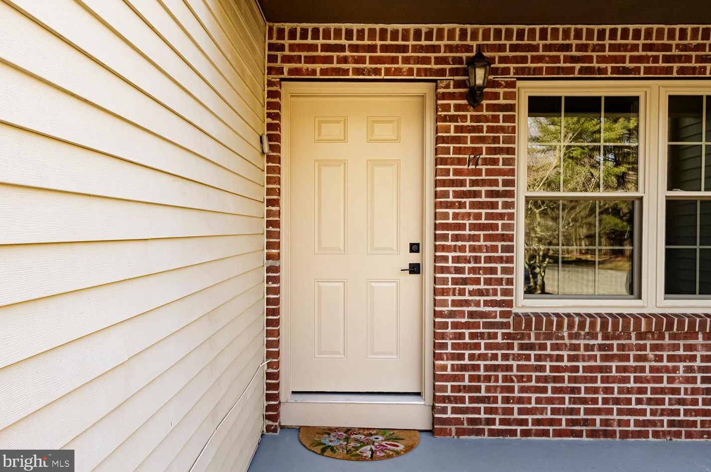 17 Crestwick Ct, Medford, NJ 08055-9381