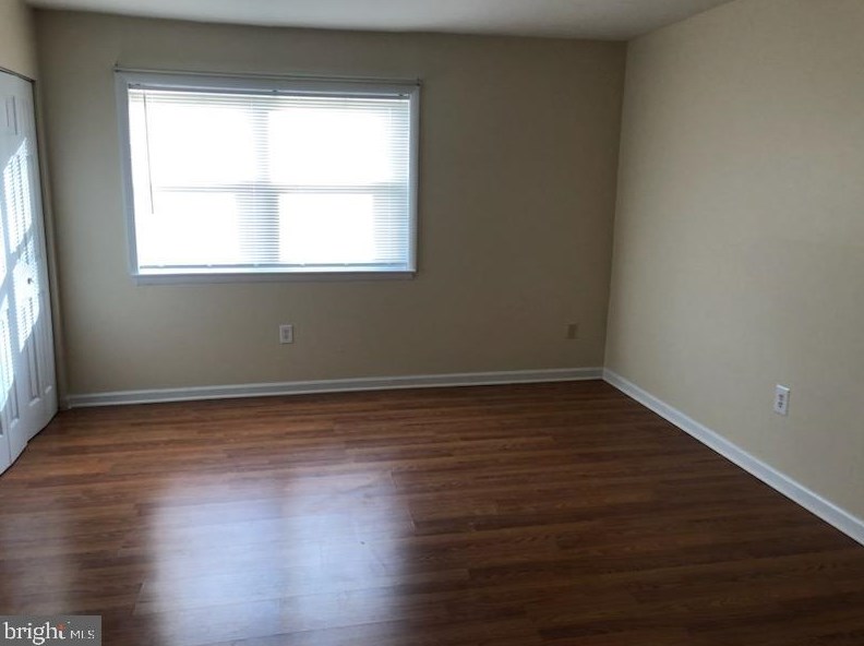 835 Henri Ct, Burlington, NJ 08016