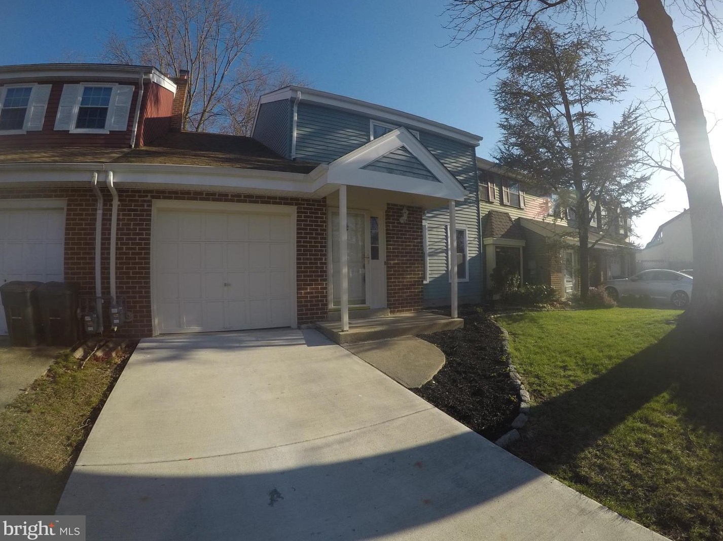 305 Carleton Ln, Mount Laurel, NJ 08054