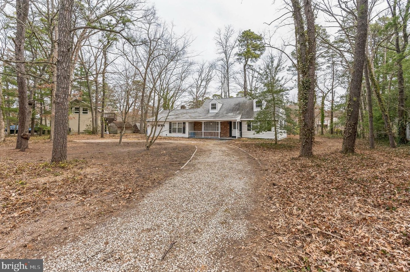 4 Elm Ct, Medford, NJ 08055-8830
