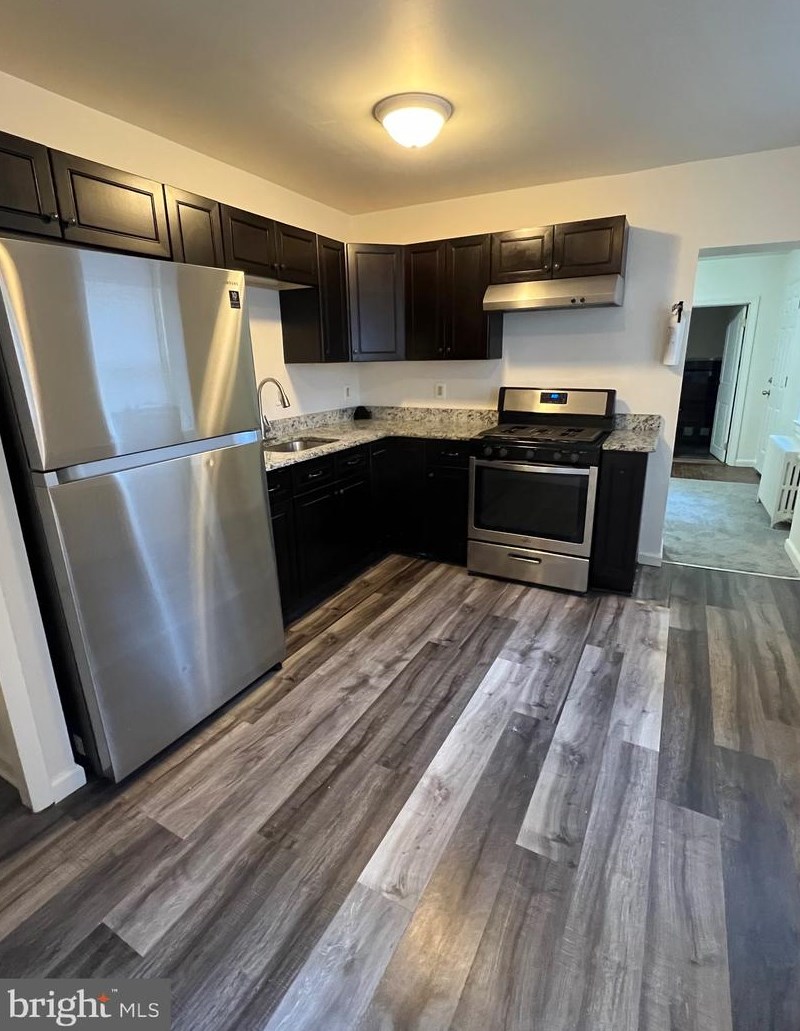 127 E Broad St #2, Burlington, NJ 08016