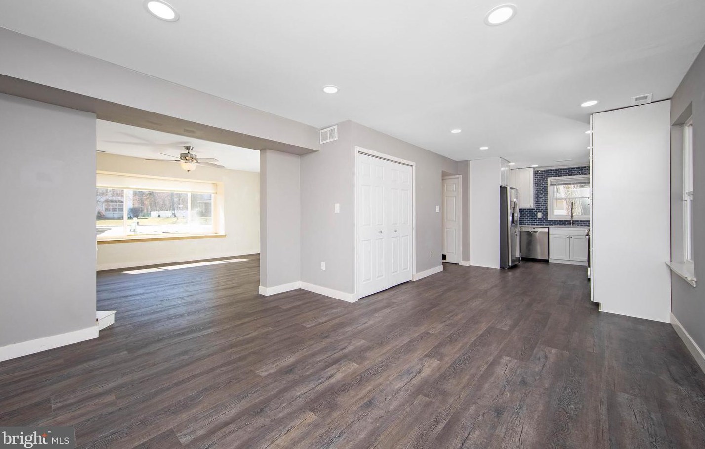 415 Acorn Rd, Mount Laurel NJ  08054-2134 exterior