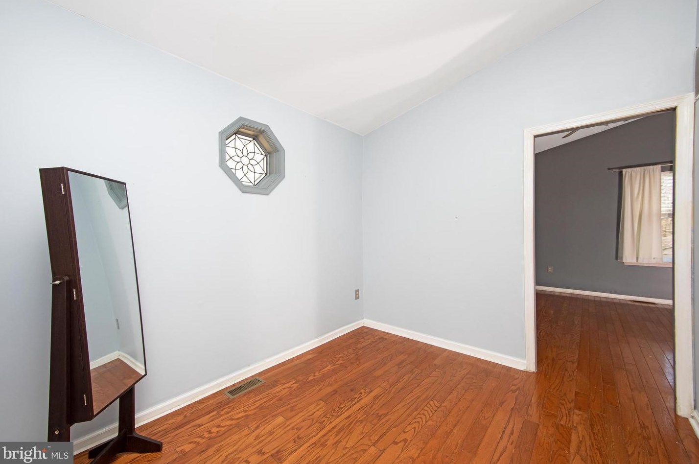 415 Acorn Rd, Mount Laurel NJ  08054-2134 exterior