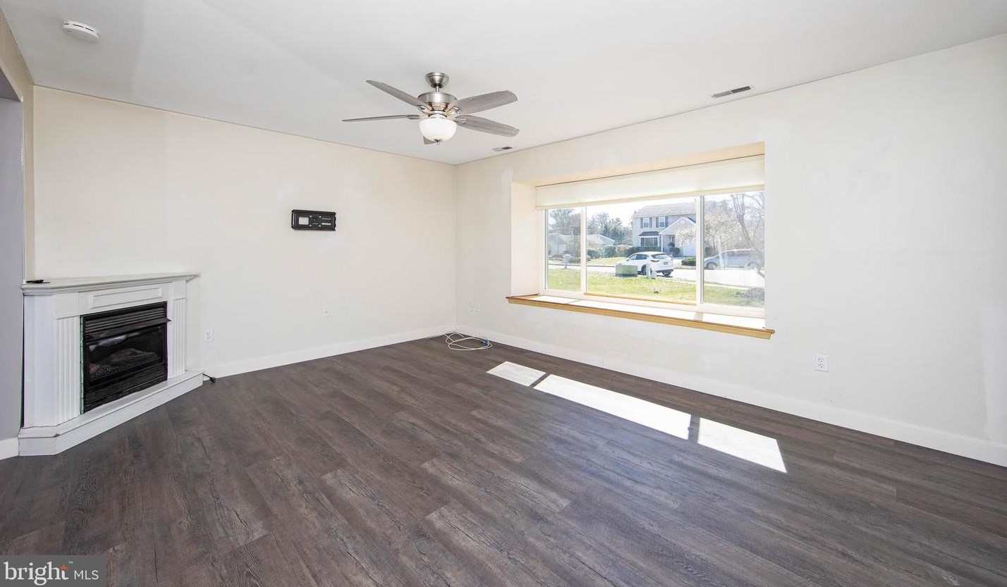 415 Acorn Rd, Mount Laurel NJ  08054-2134 exterior