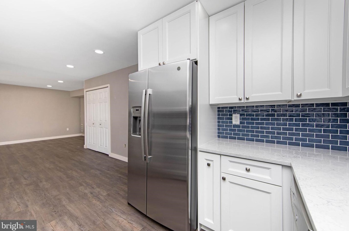 415 Acorn Rd, Mount Laurel NJ  08054-2134 exterior
