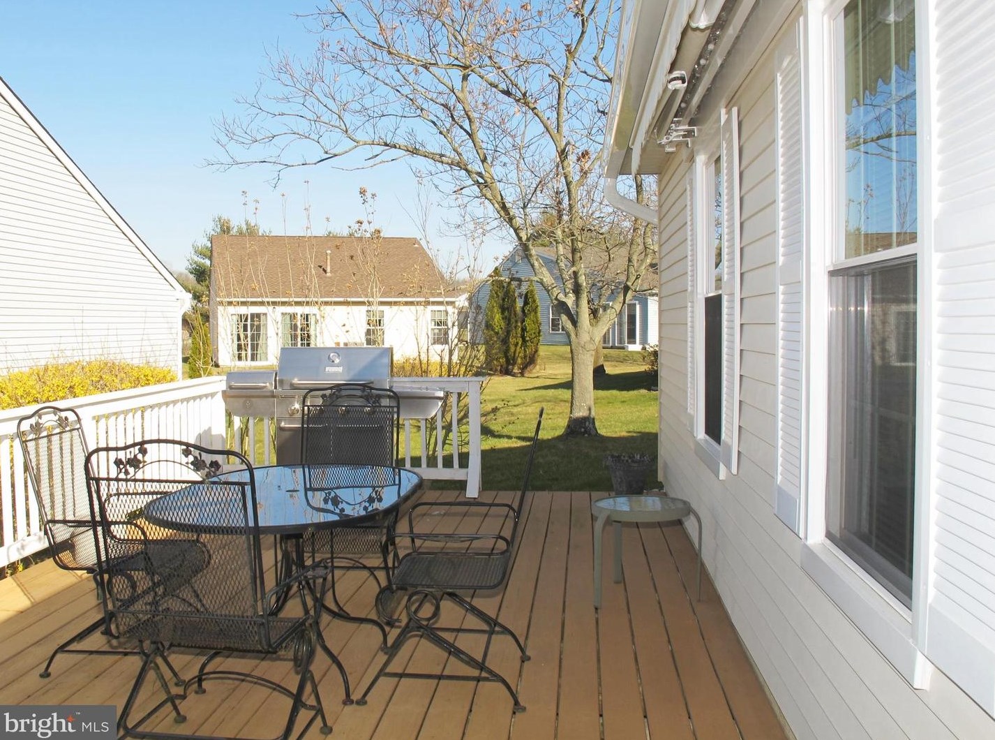 2 Hamilton Ct, Mount Laurel, NJ 08054