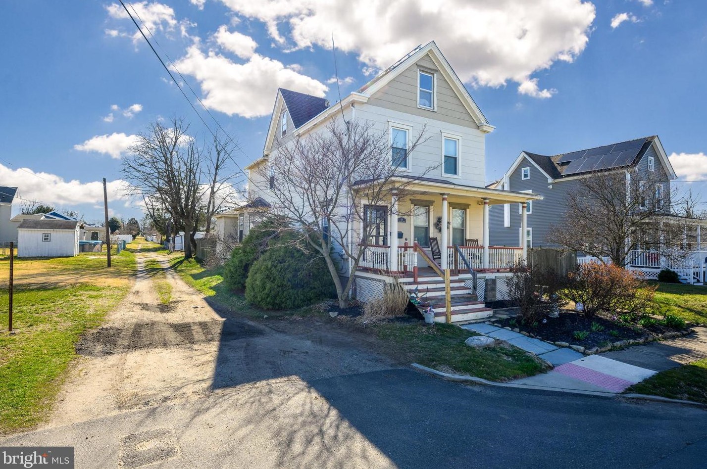 414 Chestnut St, Florence, NJ 08518