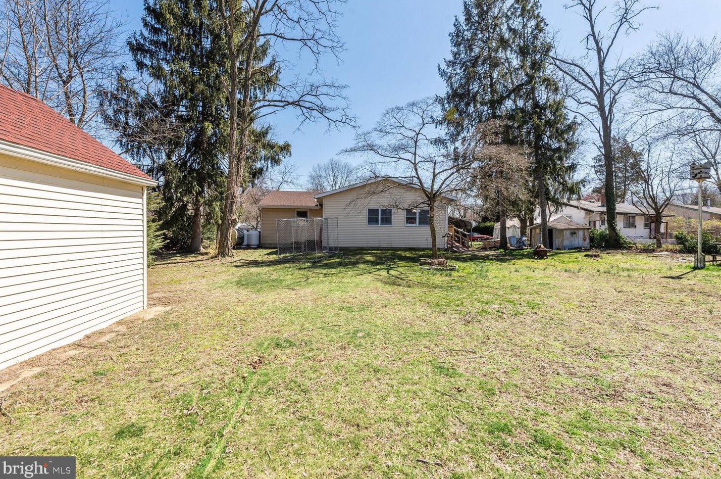 426 Magnolia Rd, Mount Laurel NJ  08054-2148 exterior