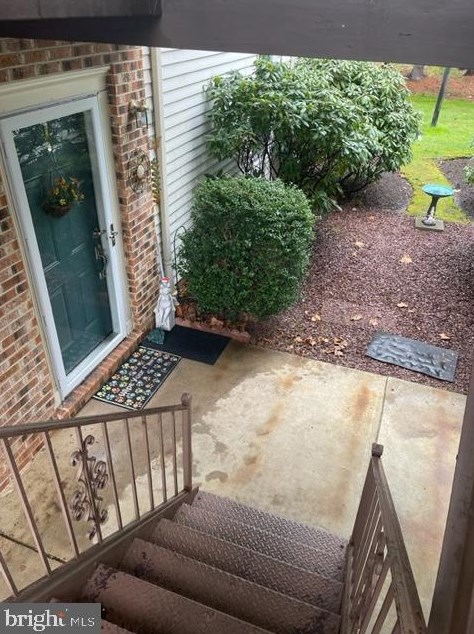 7 Village Ct, Mount Laurel, NJ 08054