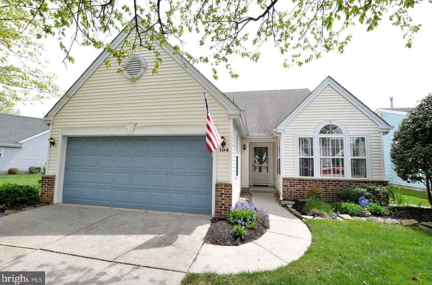 104 Indigo Dr, Mount Laurel, NJ 08054-4973