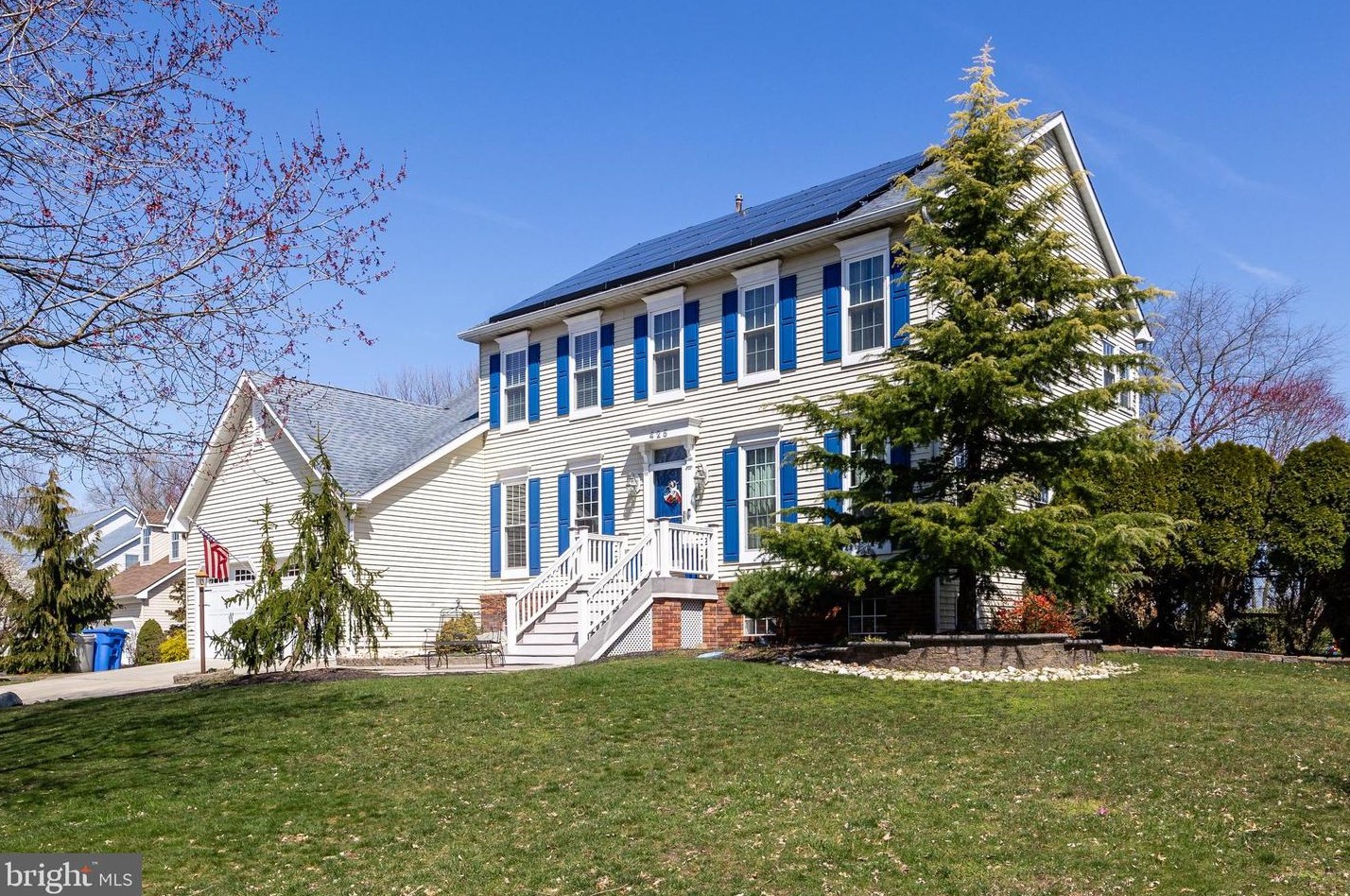 425 Pimlico Way, Mount Laurel NJ  08054-5707 exterior