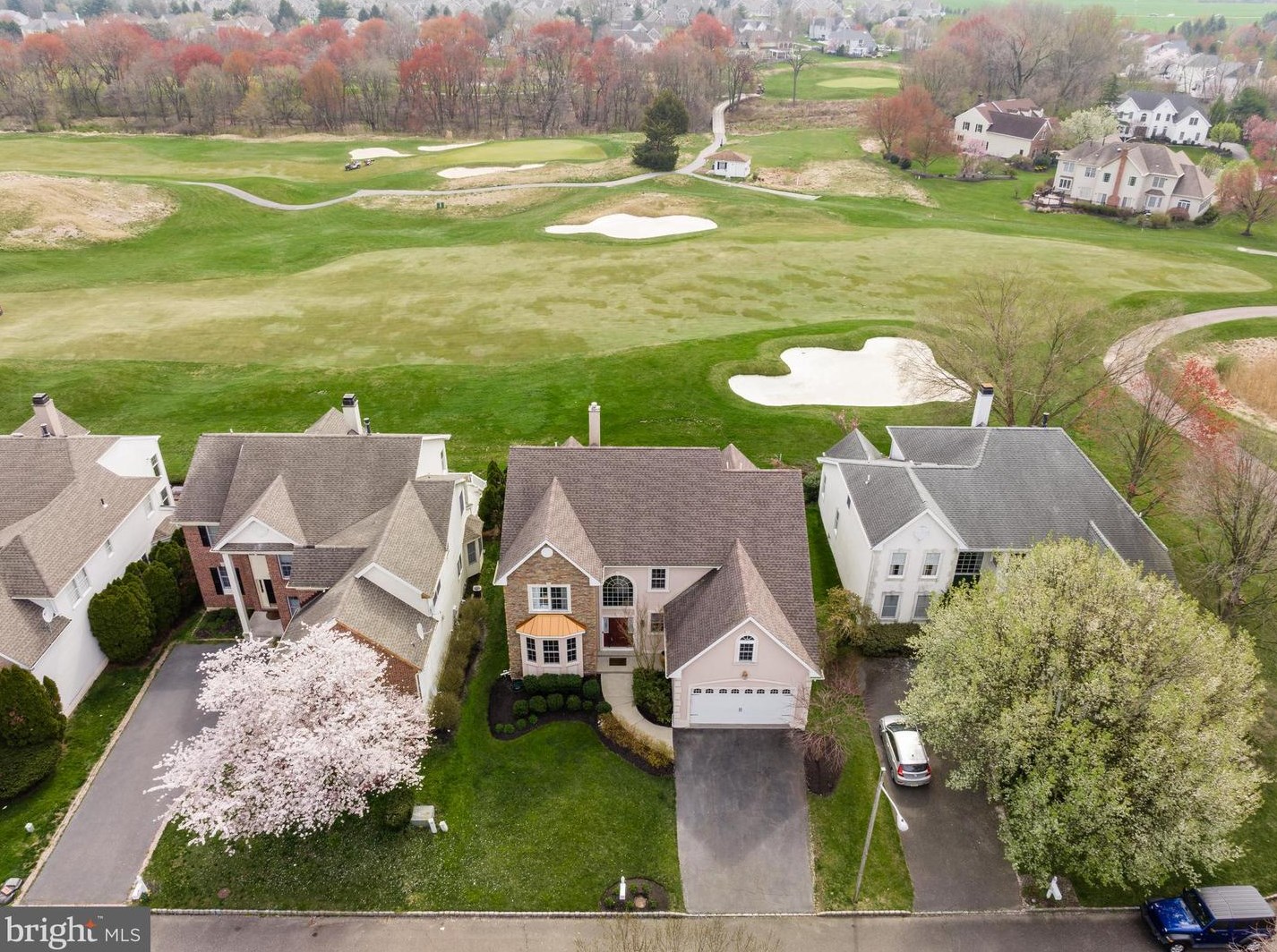 133 Augusta Dr, Moorestown, NJ 08057