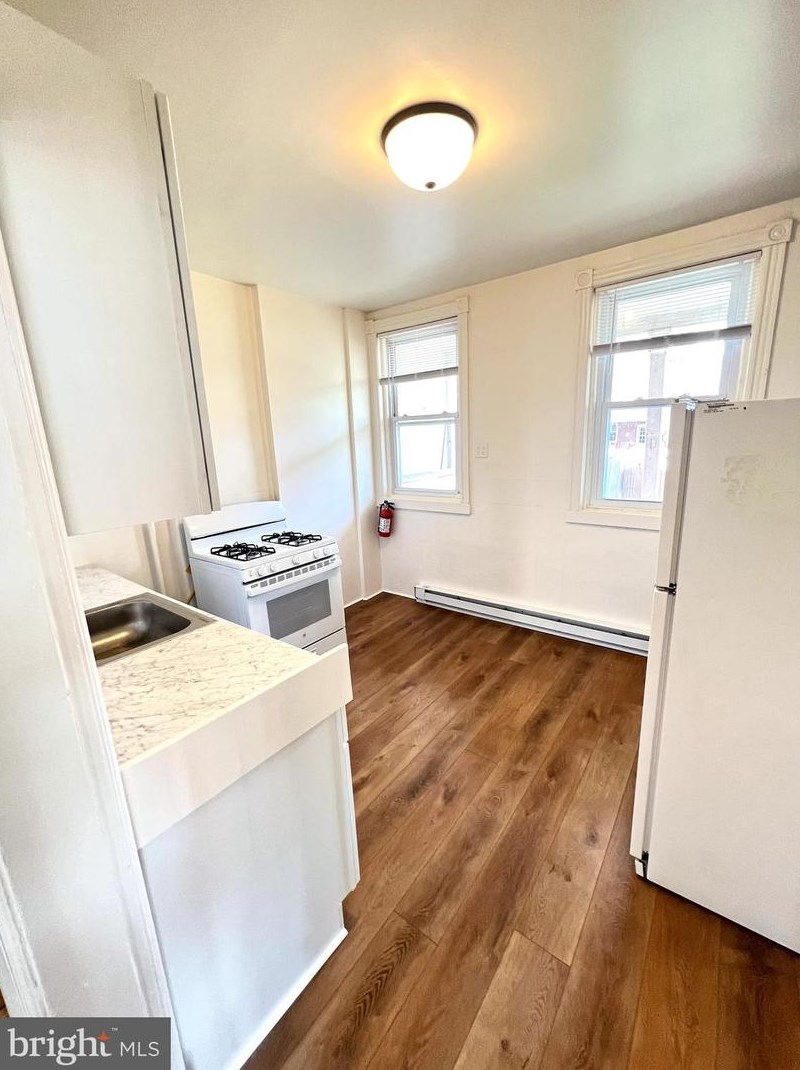 25 5th Ave, Roebling, NJ 08554