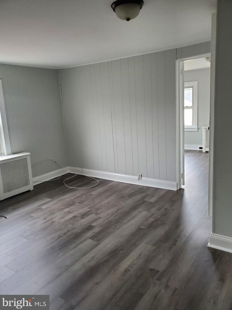 3 E Union St, Chesterfield, NJ 08505