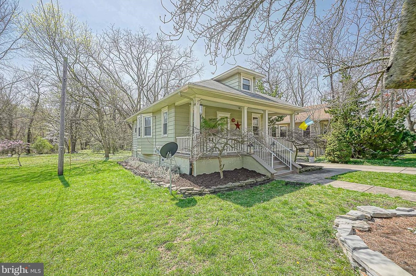 116 Winthrop Ave, Moorestown, NJ 08057-1535