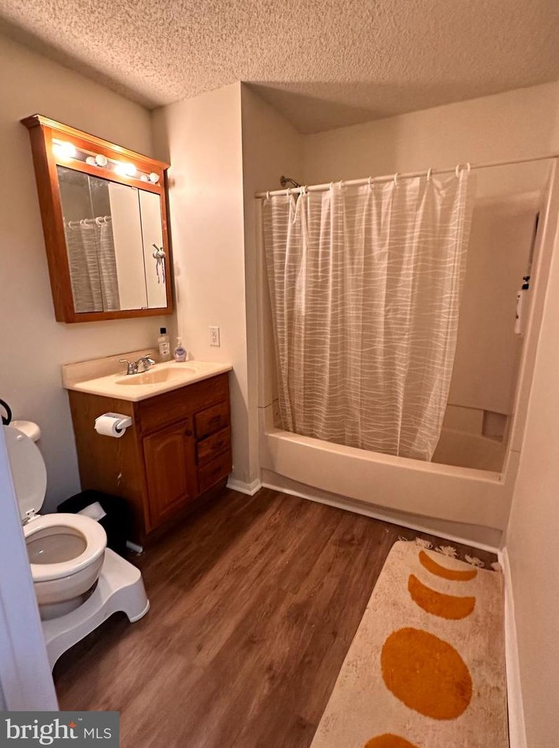 4618 Aberdeen Dr, Mount Laurel NJ  08054-5619 exterior