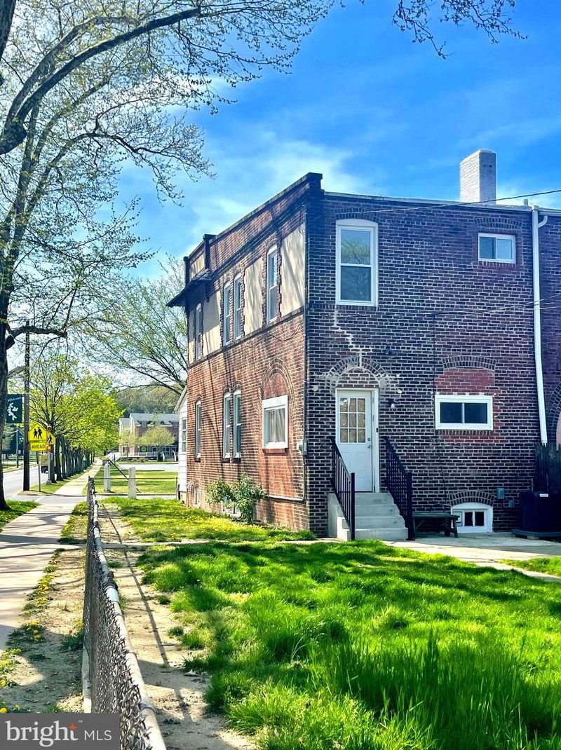 160 8th Ave, Roebling, NJ 08554