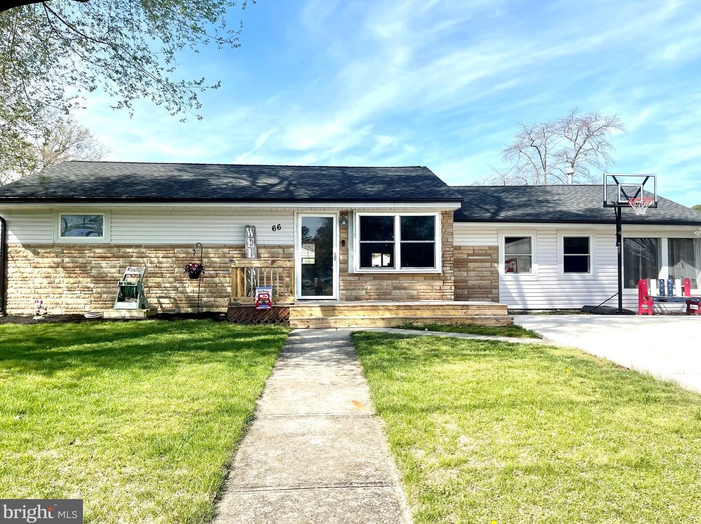 66 Holly Blvd, Southampton, NJ 08088-1355