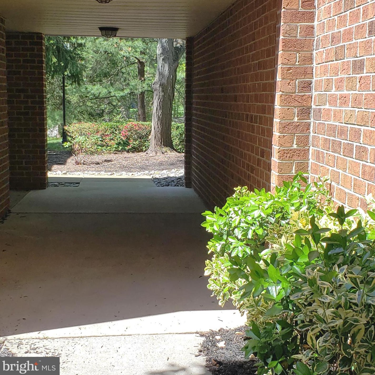 102 Cypress Point Circle, Mount Laurel, NJ 08054