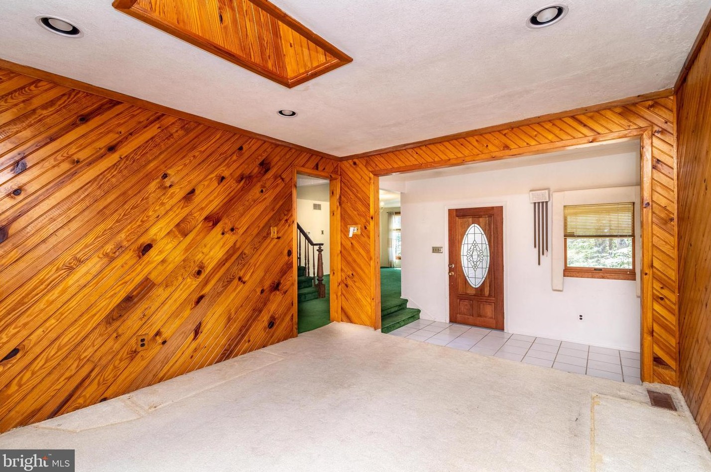 10 Vale Dr, Southampton, NJ 08088-8645