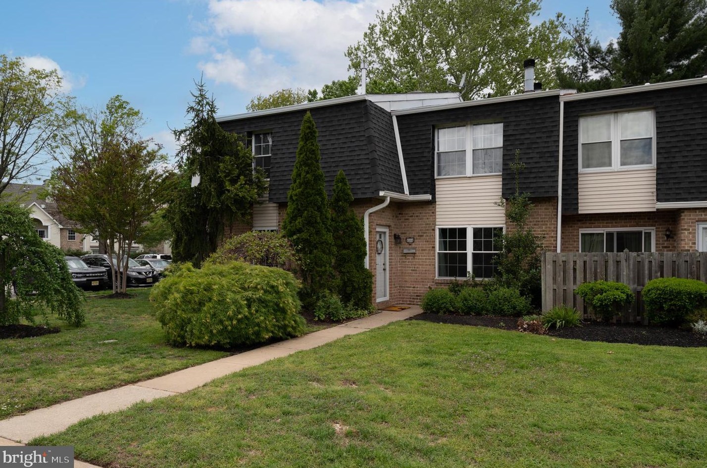 2181 Harbour Dr, Palmyra, NJ 08065