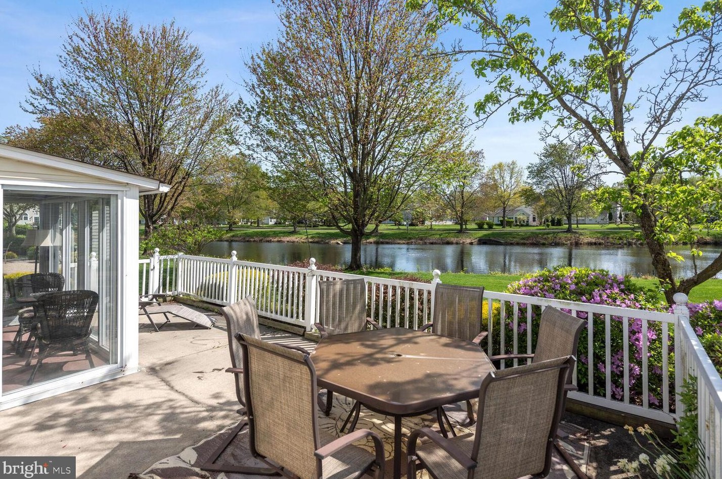978 Larkspur Pl, Mount Laurel, NJ 08054-4952