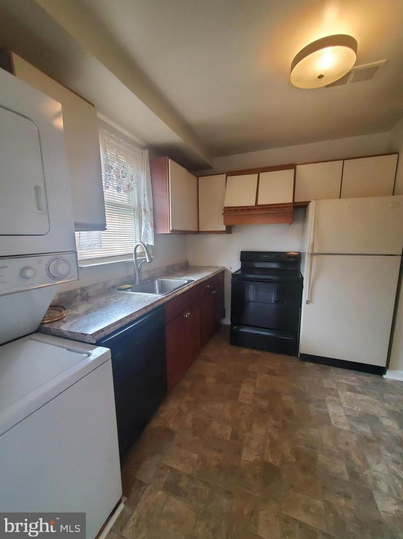 19 Florence Tollgate Pl, Florence, NJ 08518