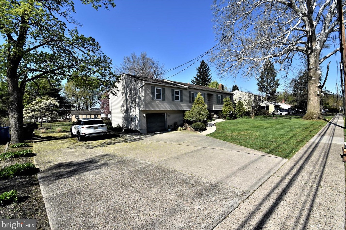 609 Fountain Ave, Burlington, NJ 08016