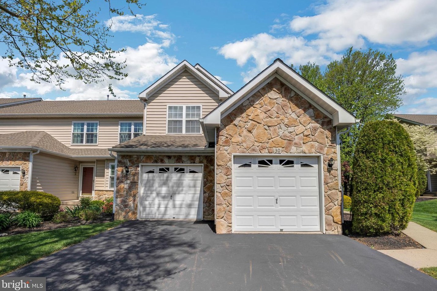 30 Hogan Way, Moorestown, NJ 08057-3866