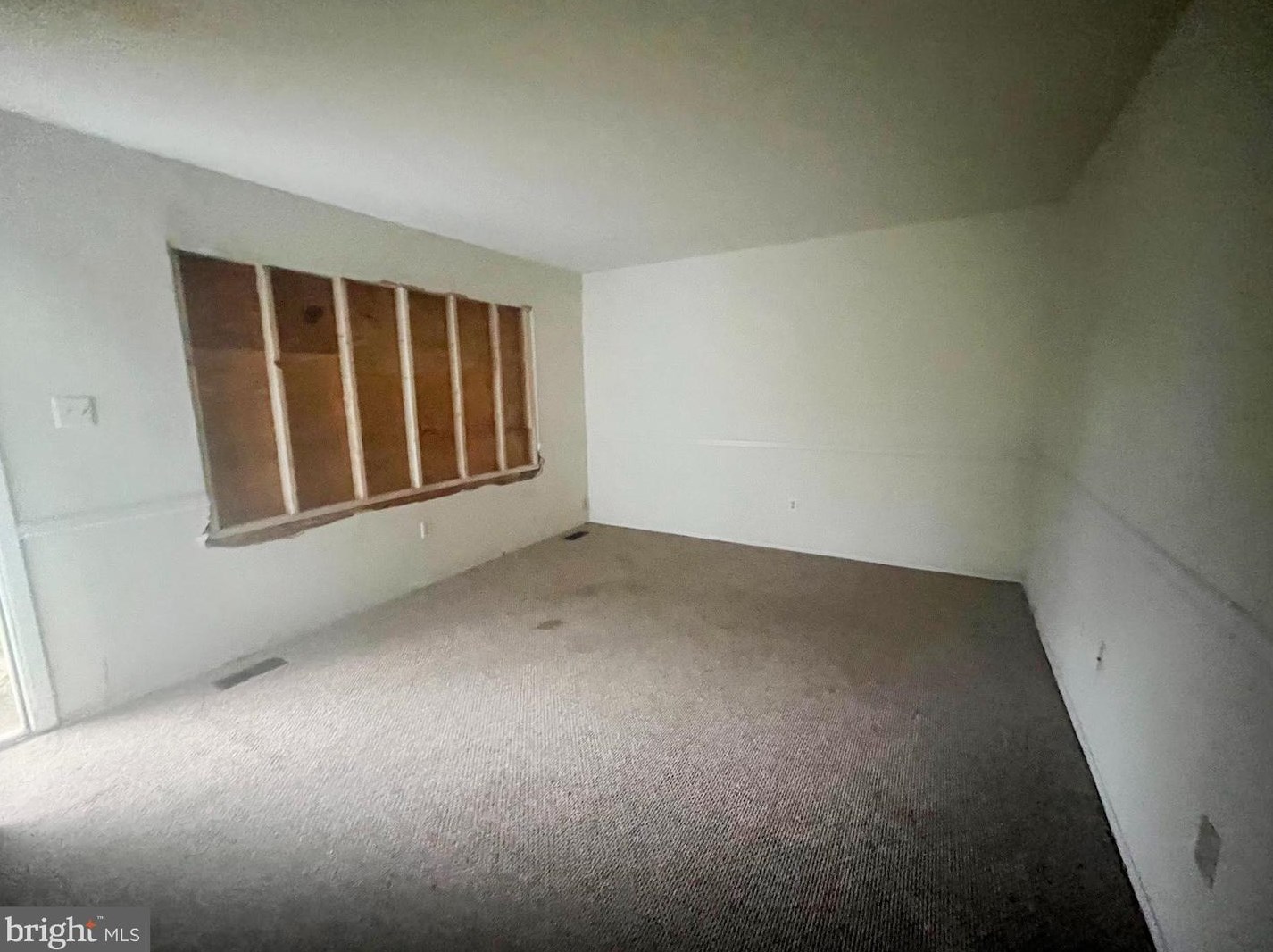 22 Richmond Pl, Willingboro, NJ 08046