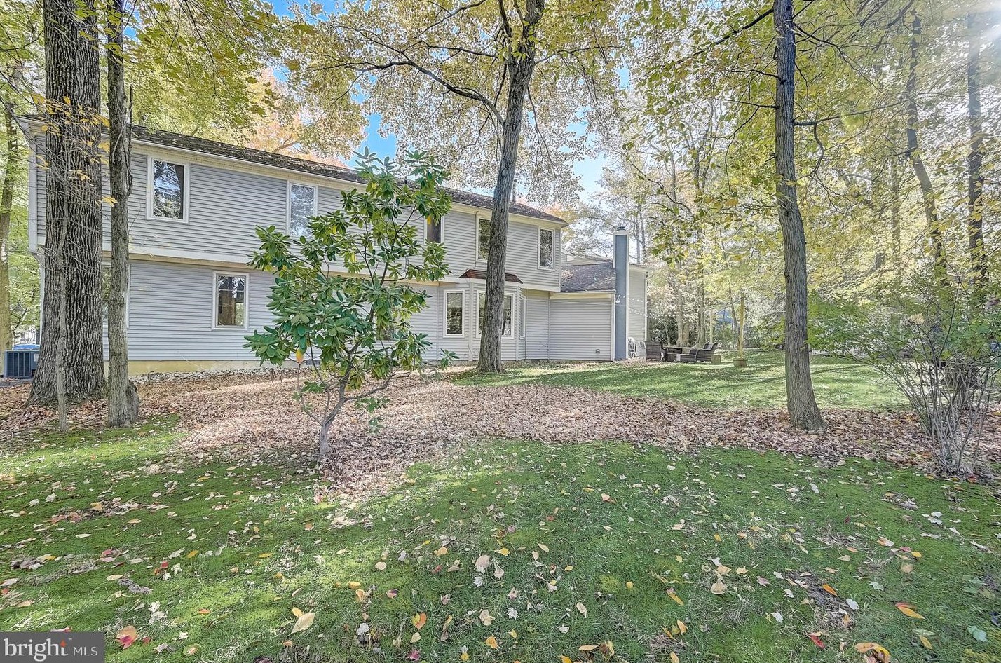 111 Bentley Dr, Mount Laurel NJ  08054-4502 exterior