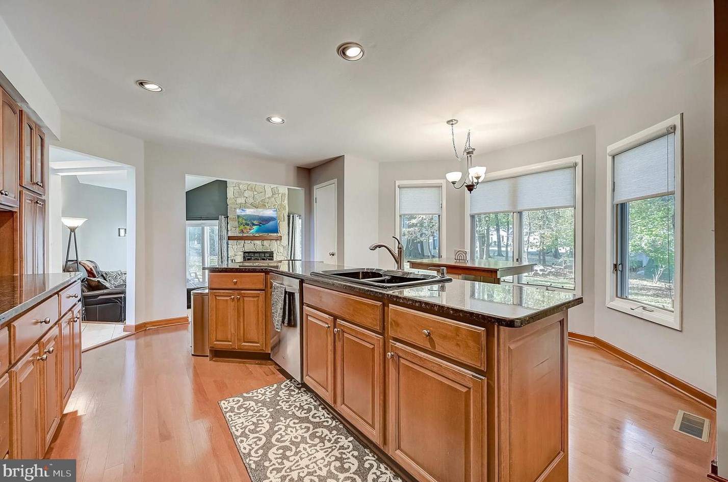111 Bentley Dr, Mount Laurel NJ  08054-4502 exterior
