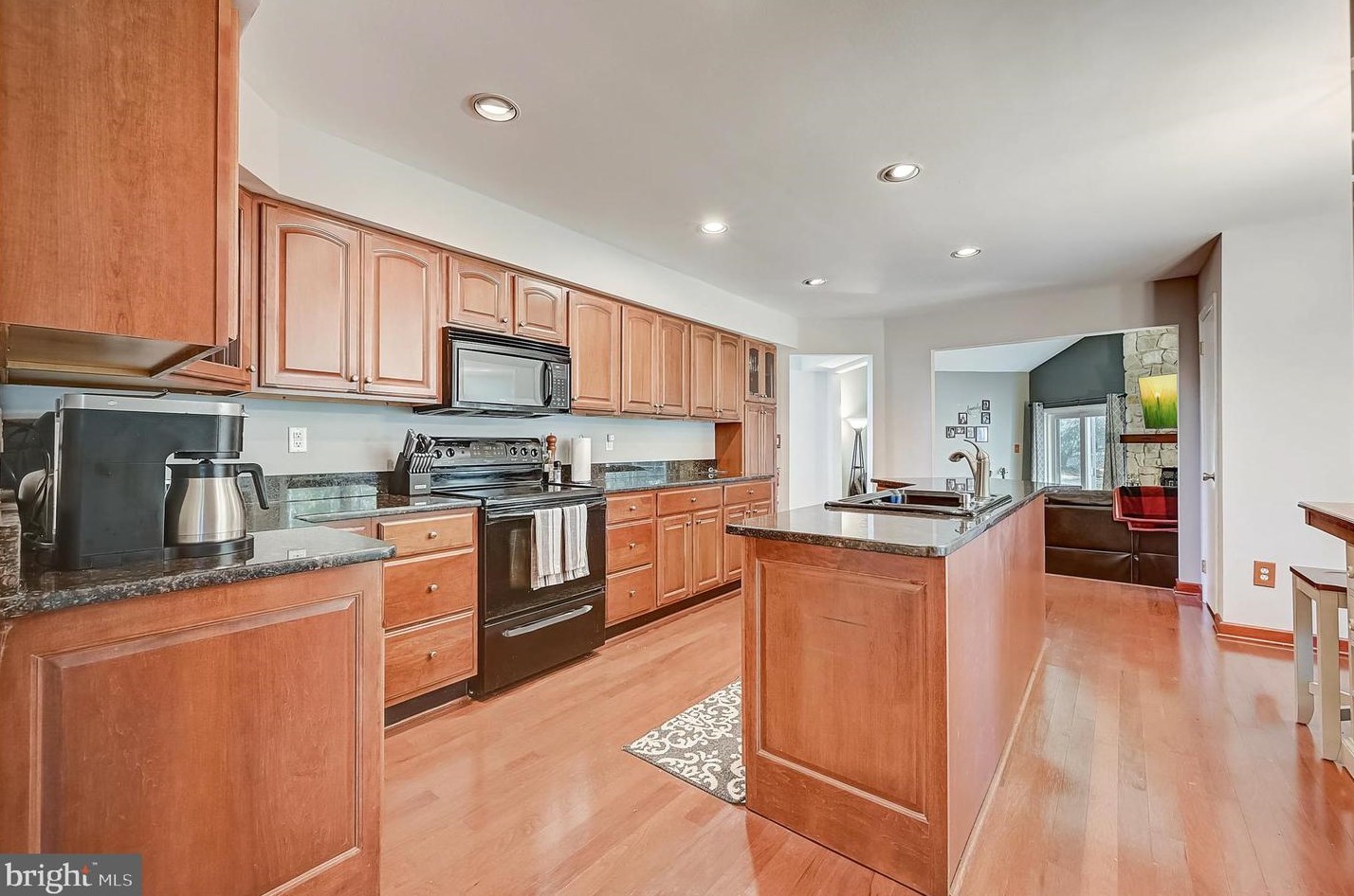 111 Bentley Dr, Mount Laurel NJ  08054-4502 exterior