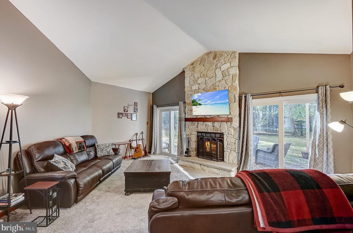111 Bentley Dr, Mount Laurel NJ  08054-4502 exterior
