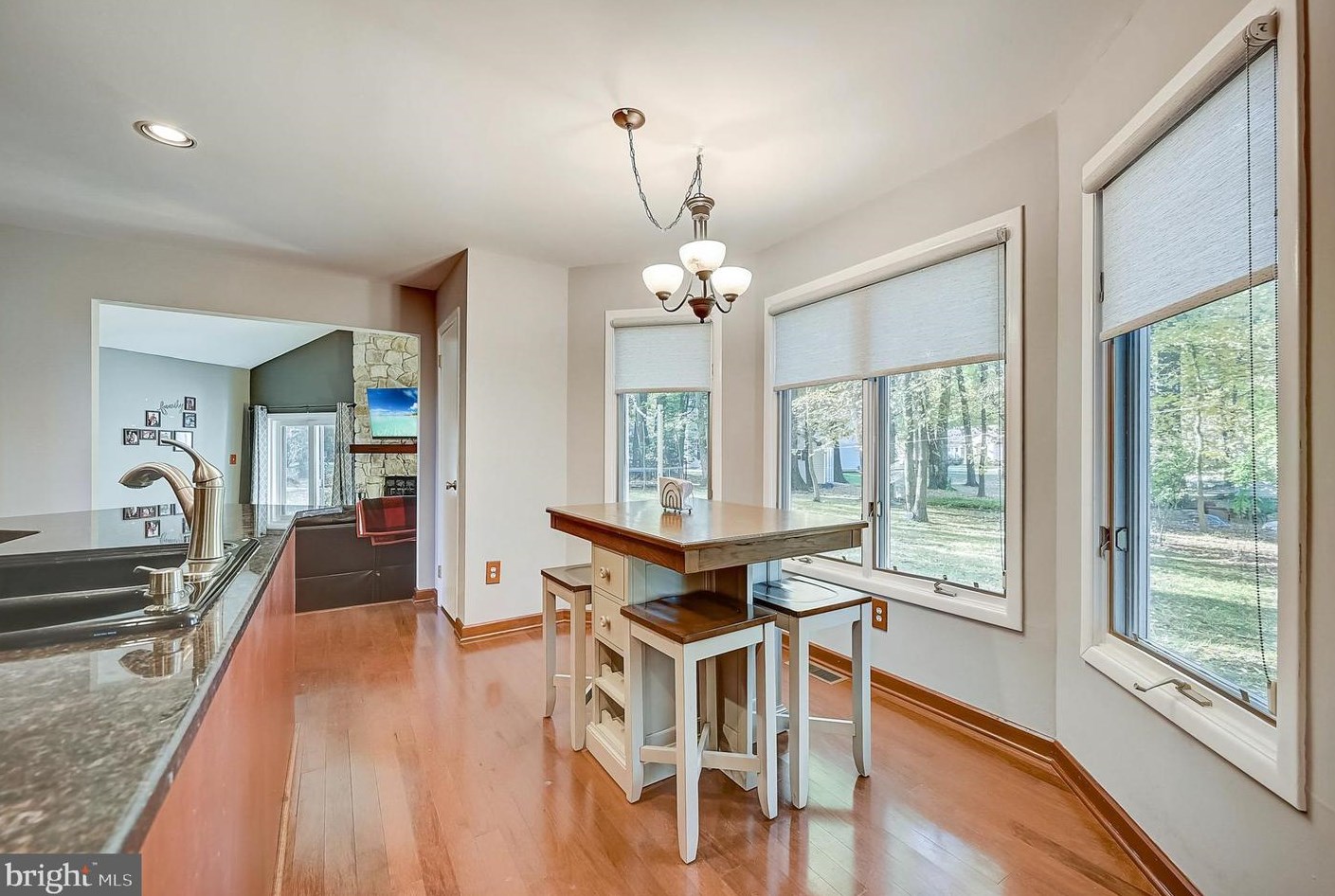111 Bentley Dr, Mount Laurel NJ  08054-4502 exterior