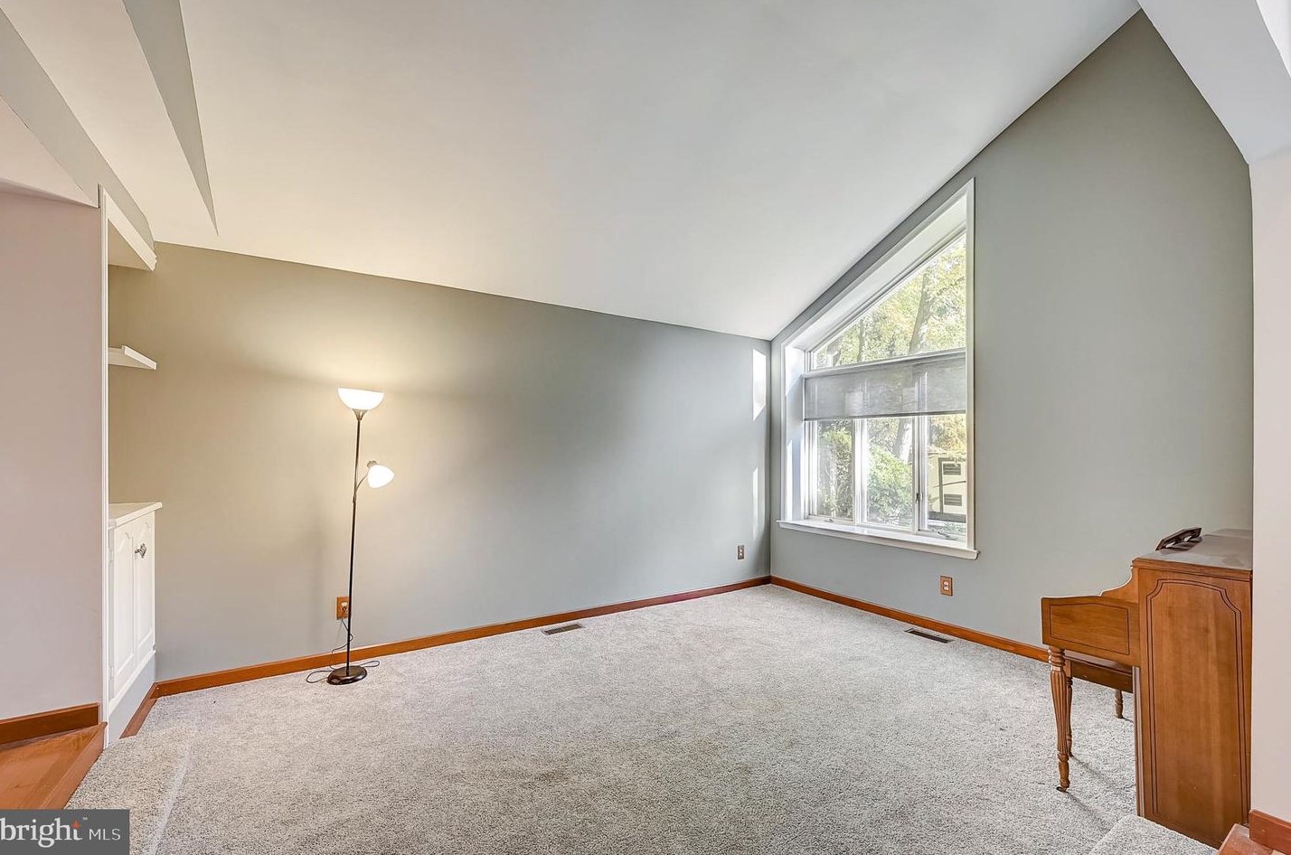 111 Bentley Dr, Mount Laurel NJ  08054-4502 exterior