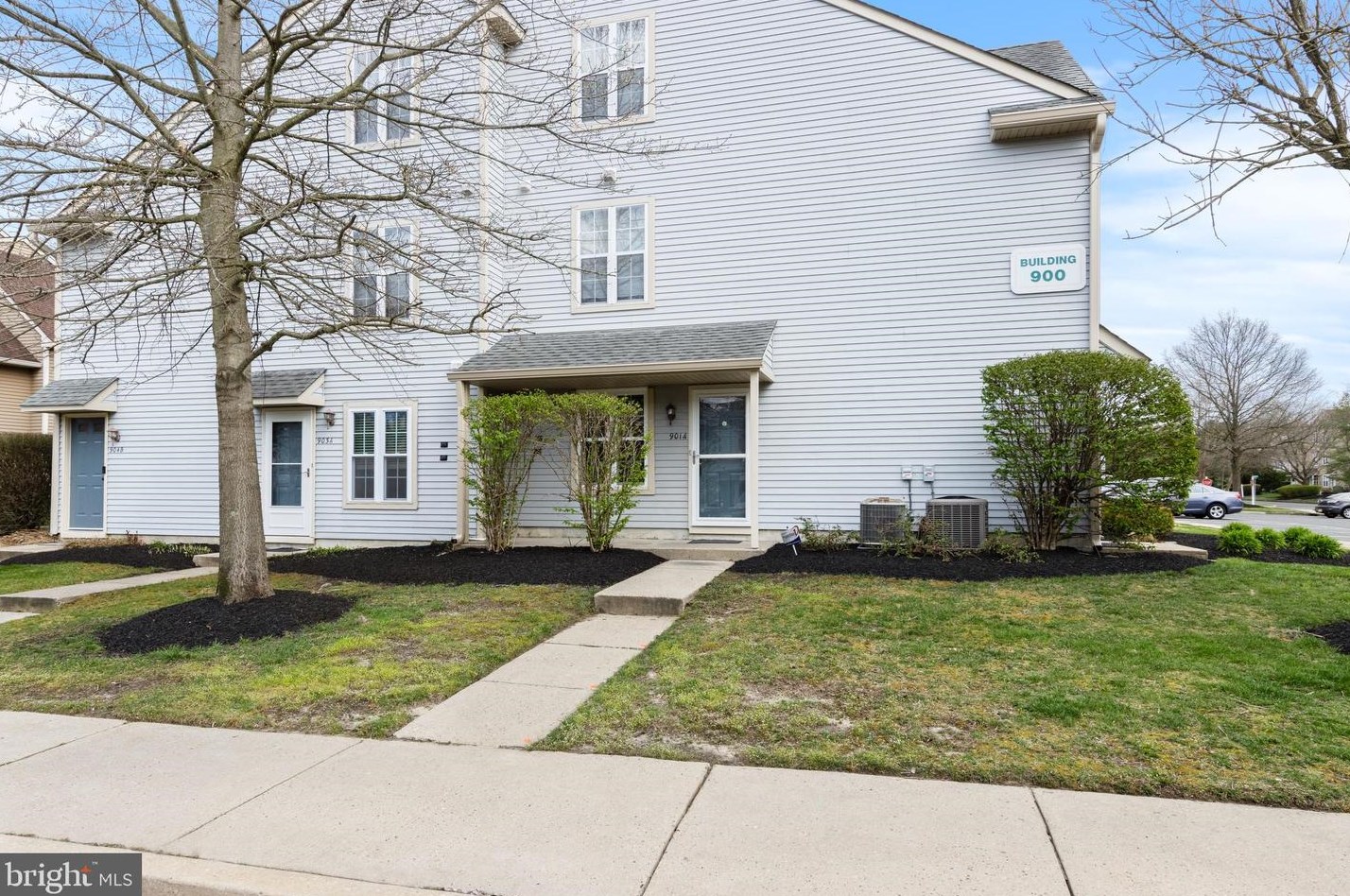 901 Harwood Ct, Mount Laurel, NJ 08054
